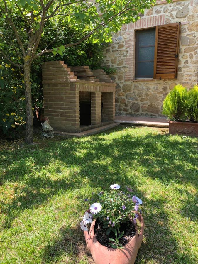 Castelmuzio Casa Valerieヴィラ エクステリア 写真